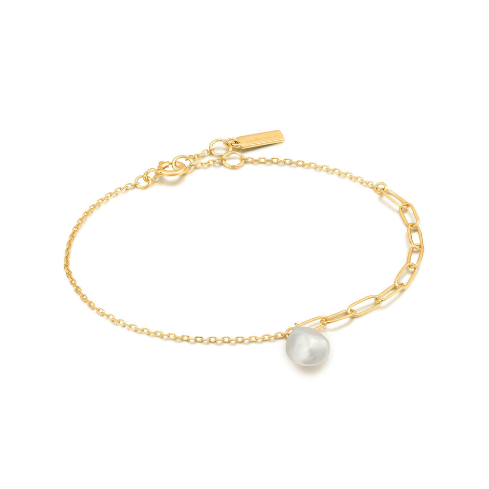 
            
                Load image into Gallery viewer, Gold Pearl Chunky Bracelet
            
        